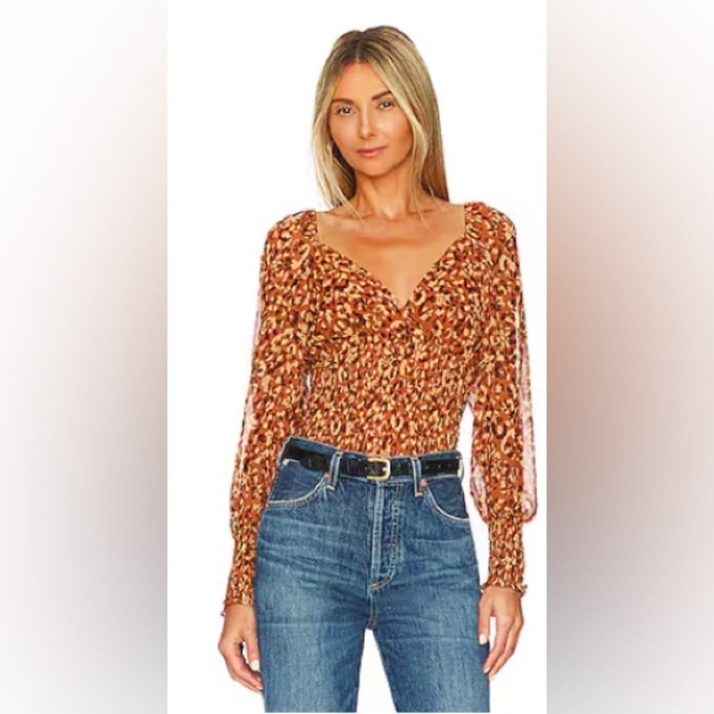 Women’s Steve Madden Shannon smocked top size-S